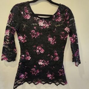 Suzy Shier Floral Lace Black and Pink Lined Top 3/4 Sleeves Size XS